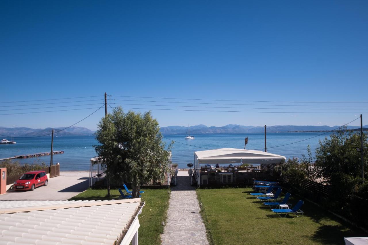Christina Beachfront Rooms By Hotelius Petrití Exterior photo