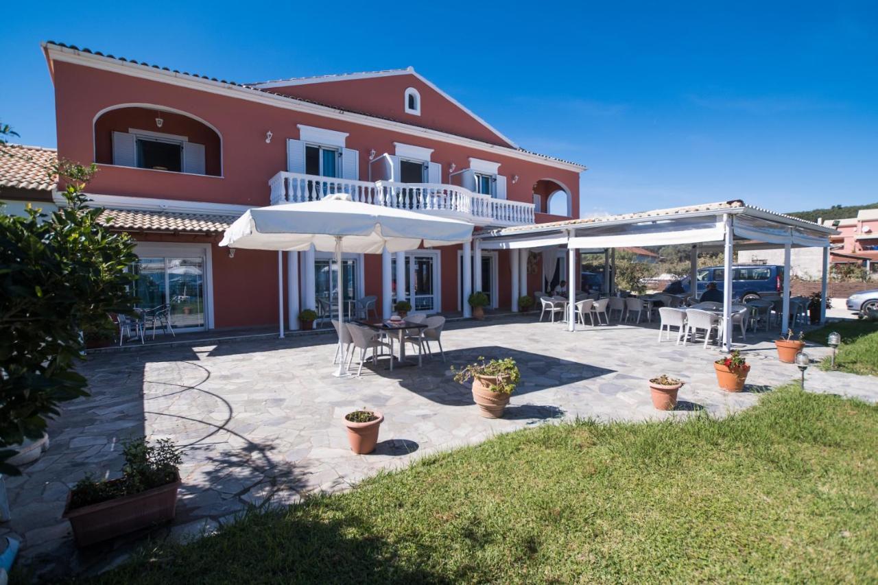 Christina Beachfront Rooms By Hotelius Petrití Exterior photo
